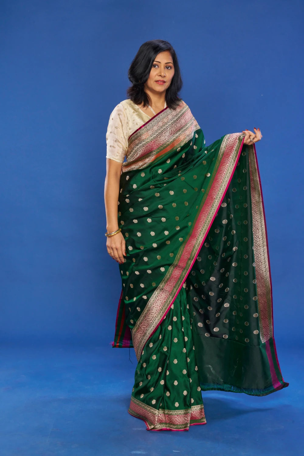Flawless Deep Emerald Green Elegance
