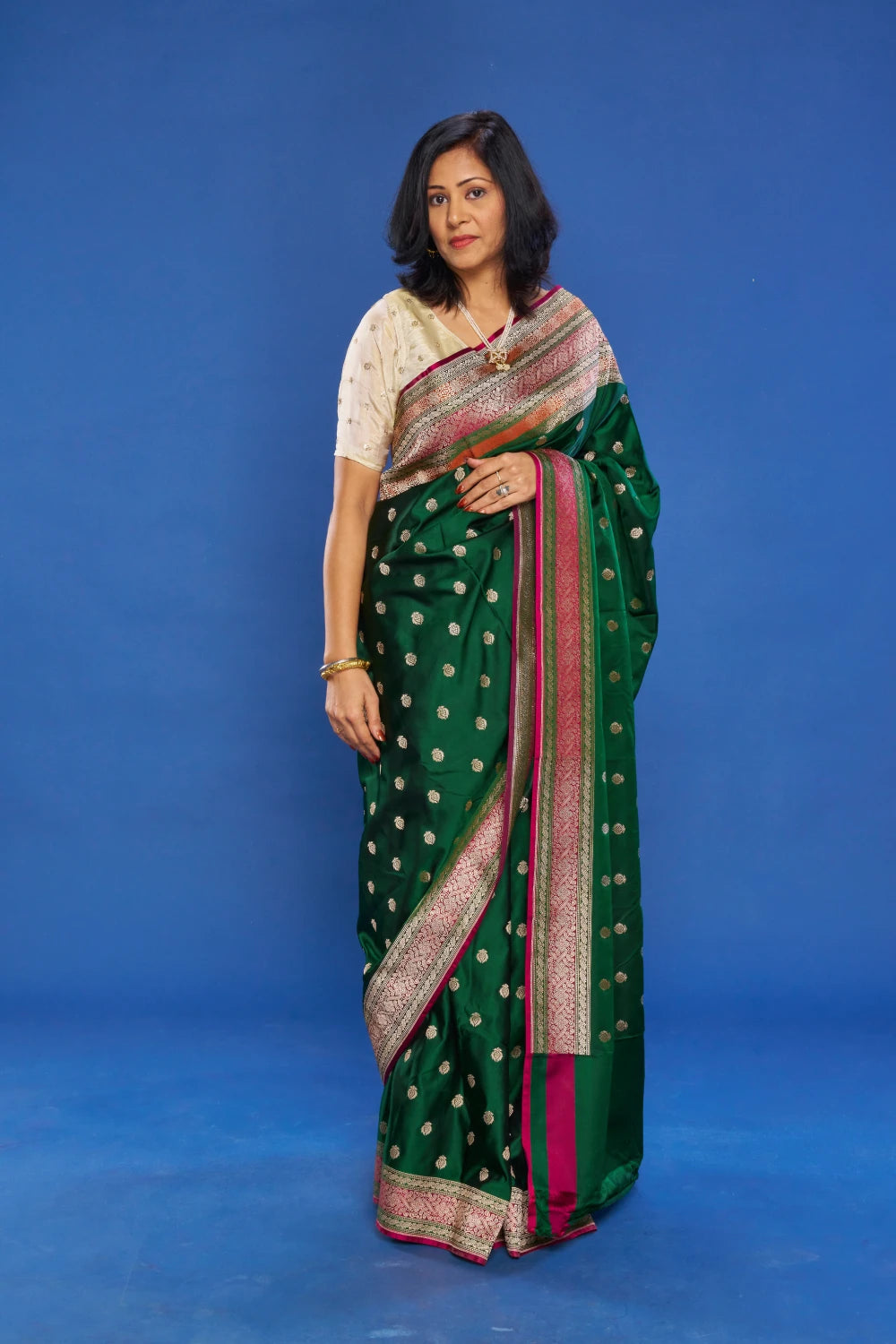 Flawless Deep Emerald Green Elegance