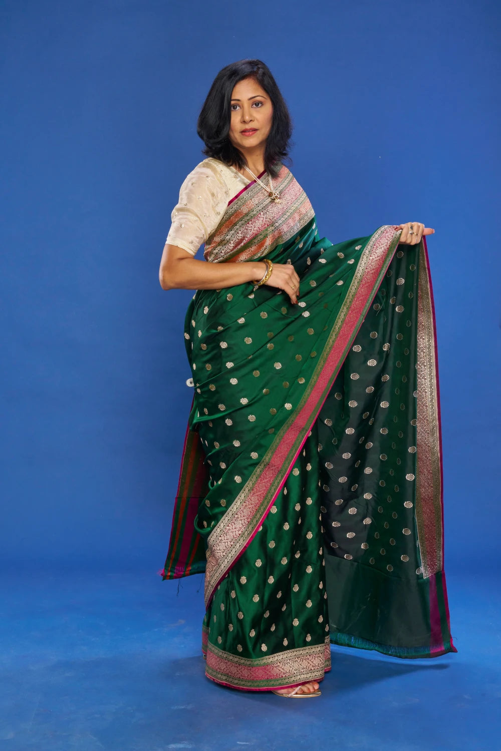 Flawless Deep Emerald Green Elegance