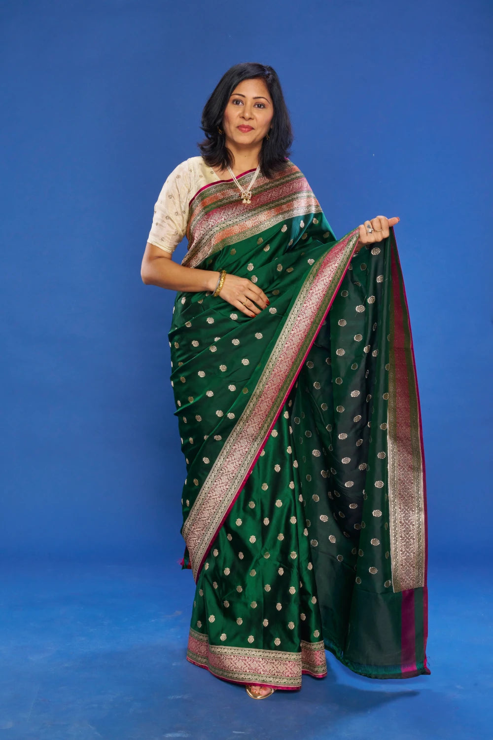 Flawless Deep Emerald Green Elegance