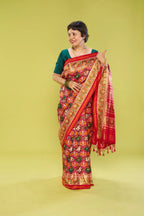 Tasteful Cardinal Red Elegance