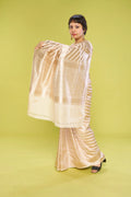 Calm Pearled Ivory Elegance