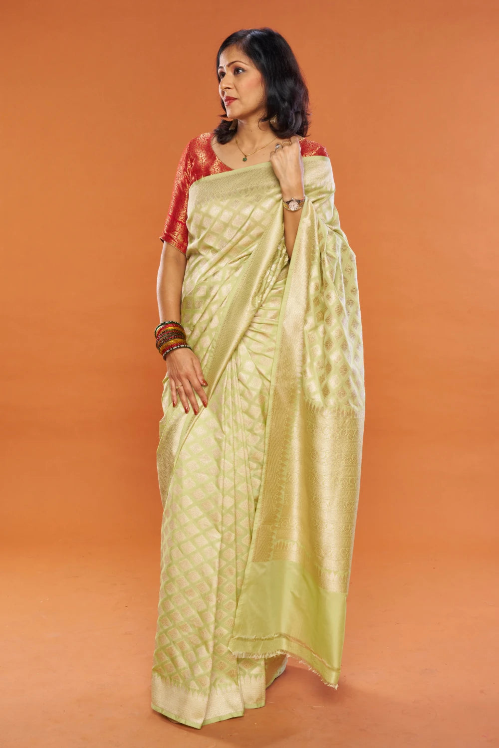 Deluxe Lime Cream Elegance