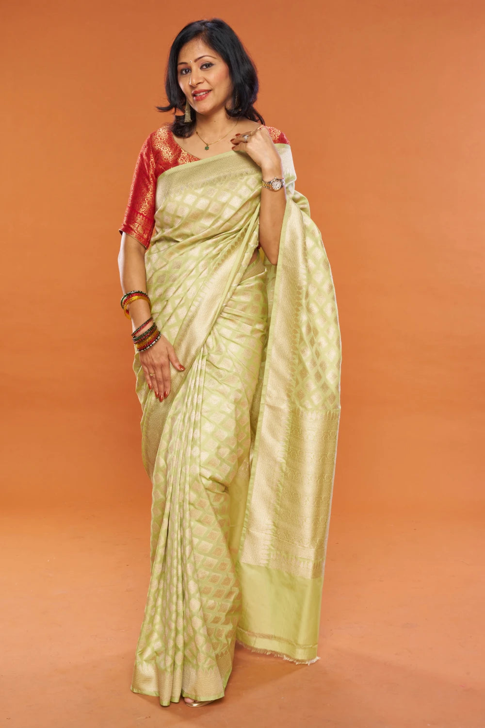 Deluxe Lime Cream Elegance