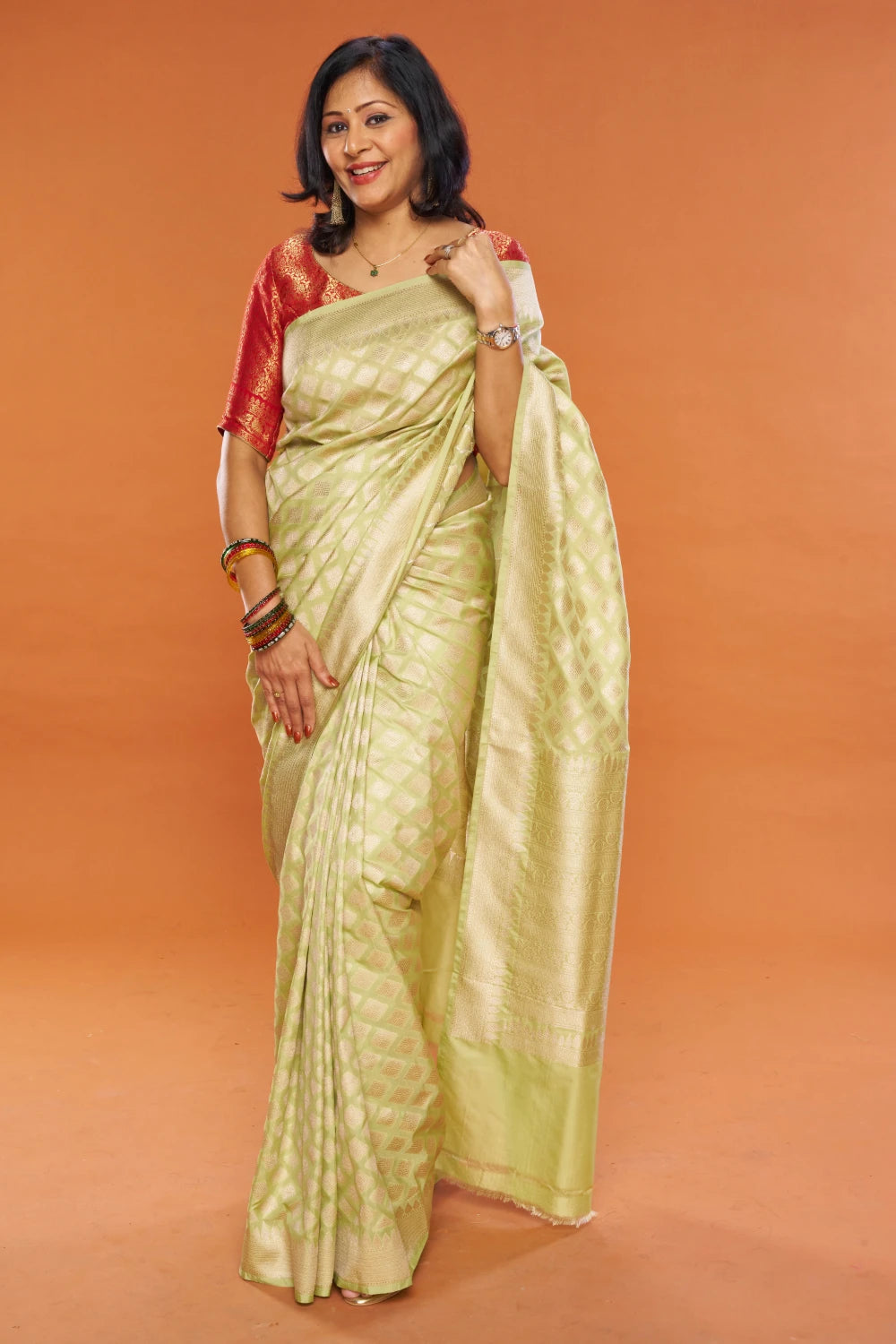 Deluxe Lime Cream Elegance
