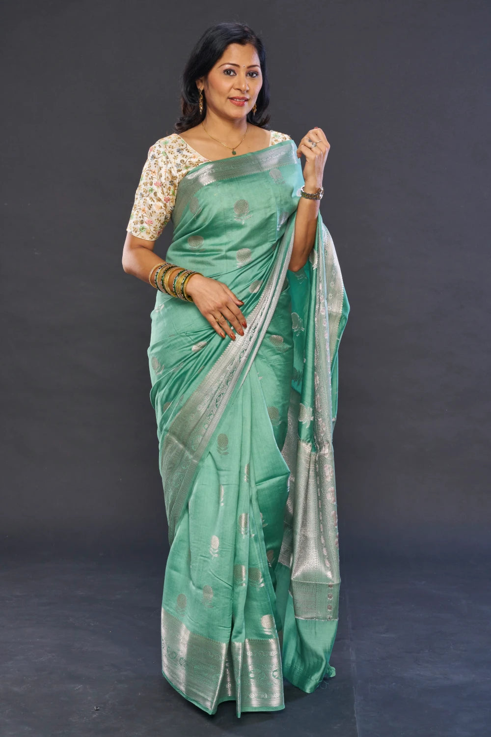 Silky Greenish Elegance