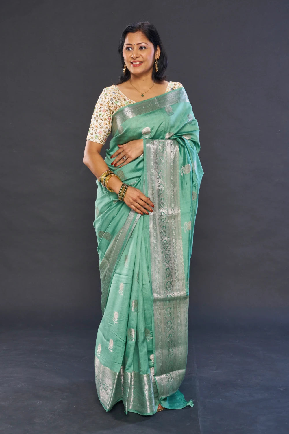 Silky Greenish Elegance