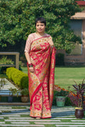 Stylish True Red Elegance