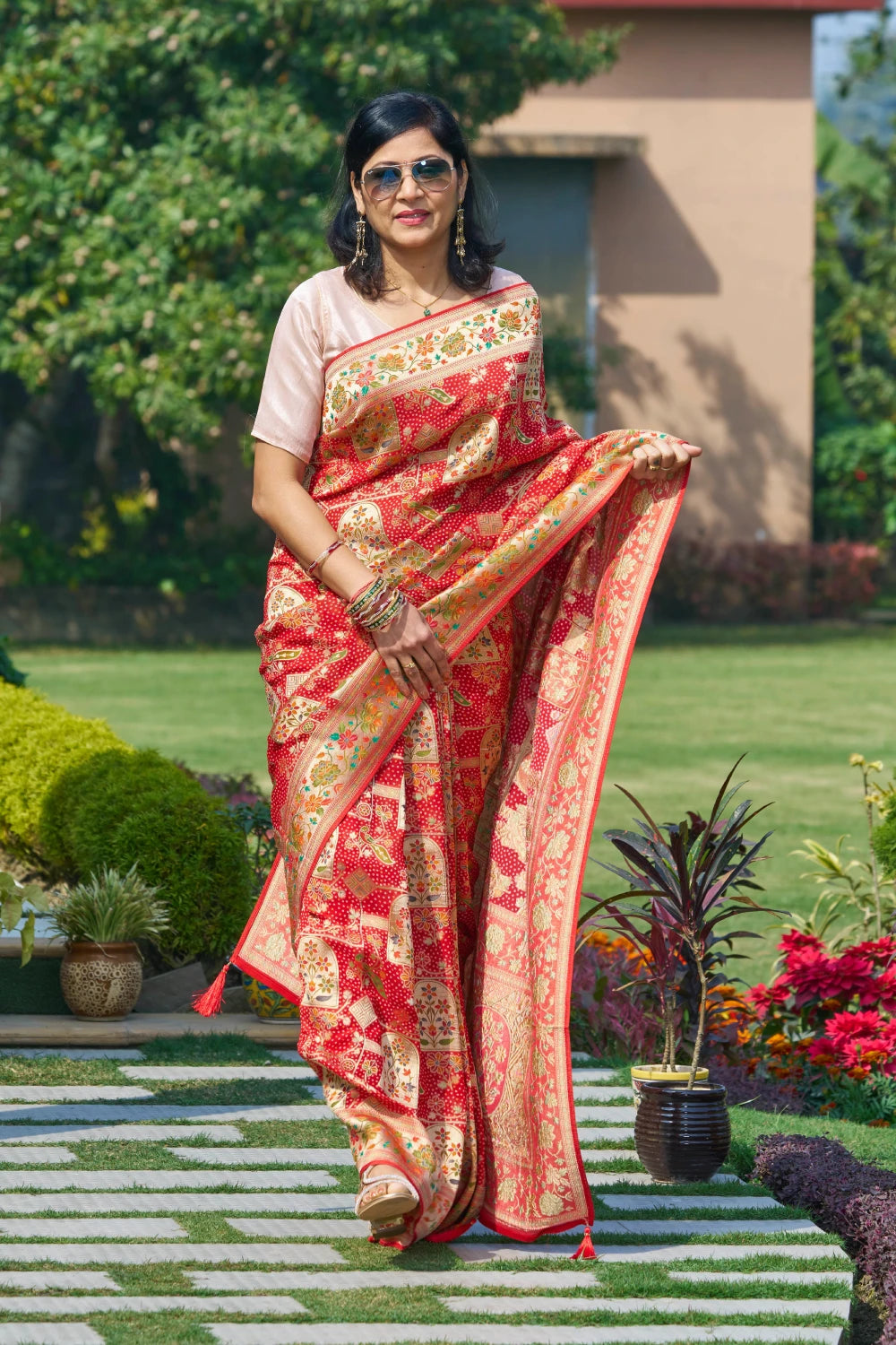 Vibrant Rubine Red C Elegance