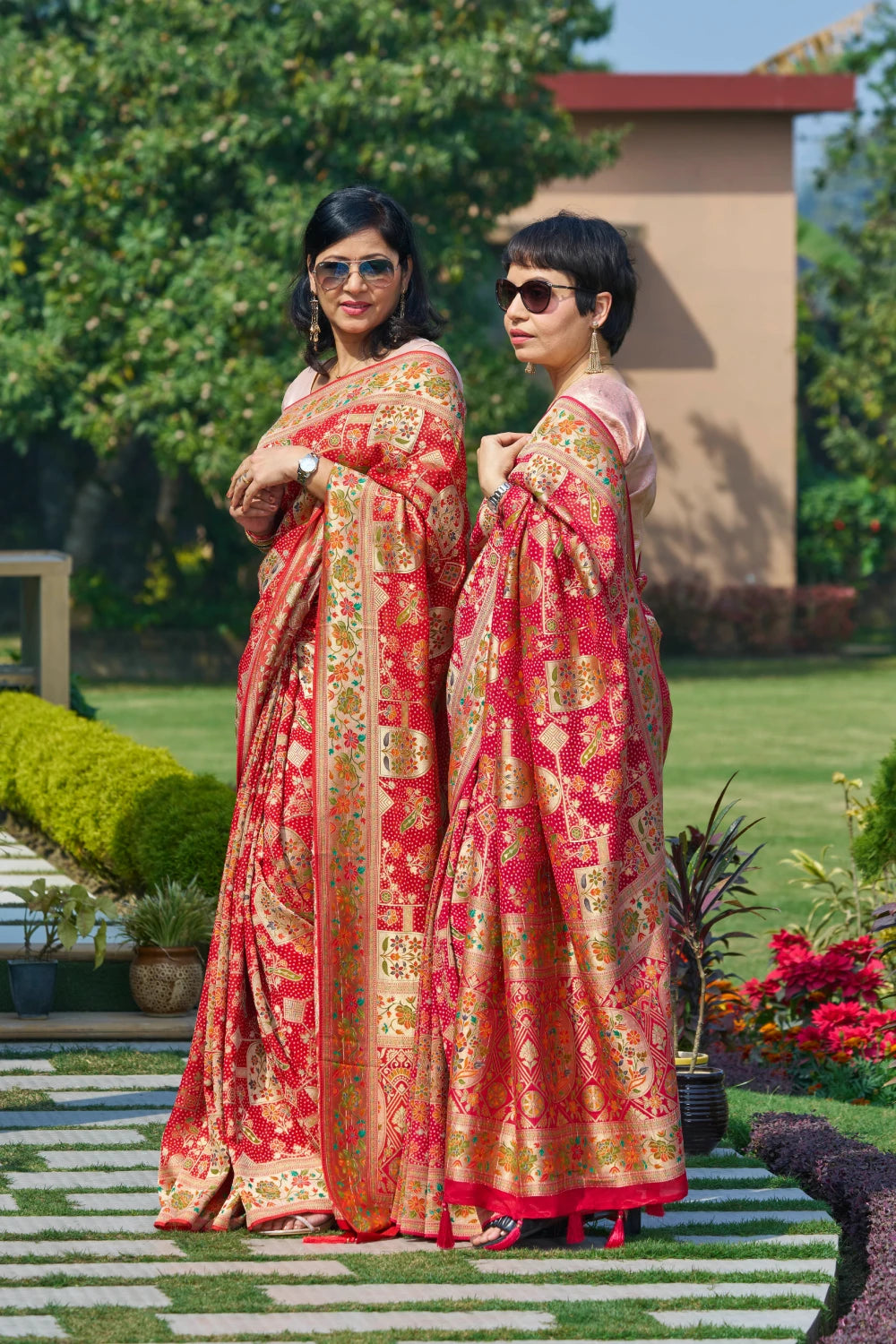 Stylish True Red Elegance