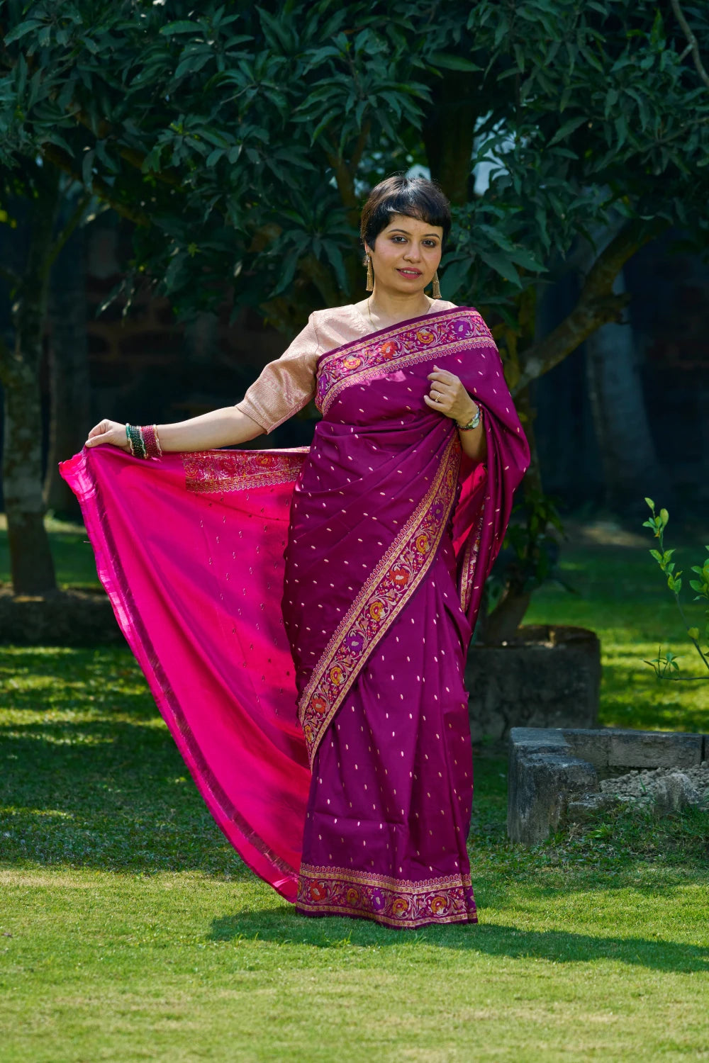 Fine Magenta Lacquer Elegance