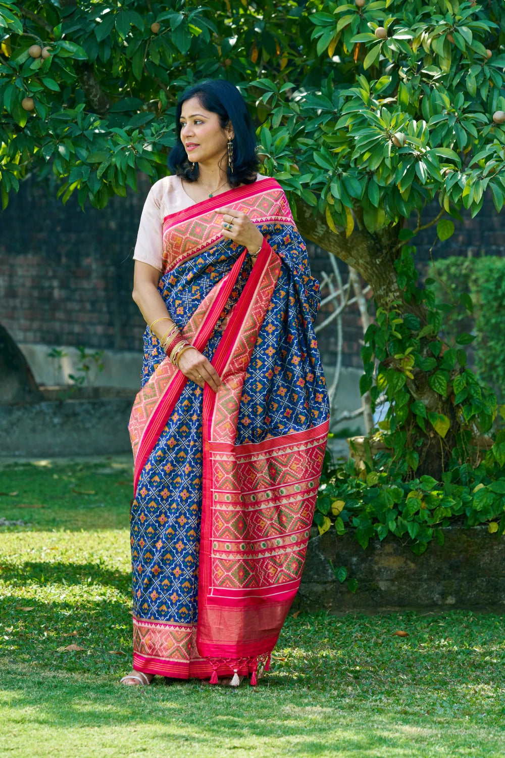 Premium Pacific Navy Patola Silk With Striking Magenta Border