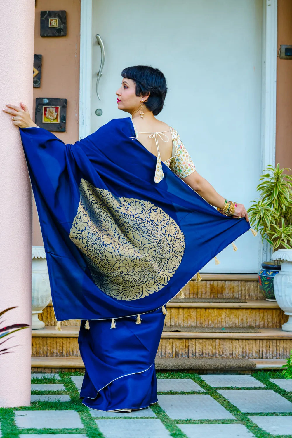 Radiant Midnight Blue Elegance
