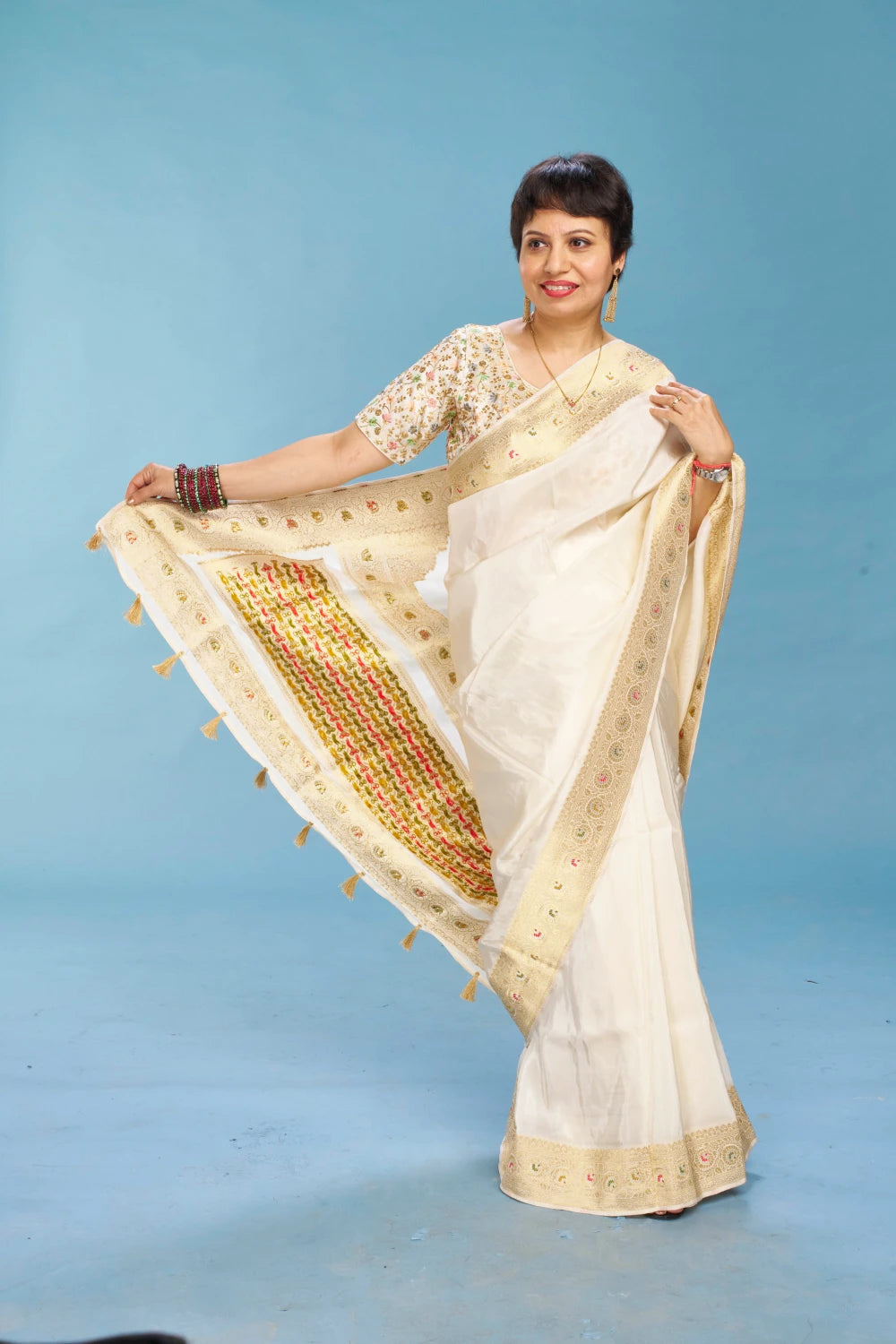 Captivating Cream Elegance