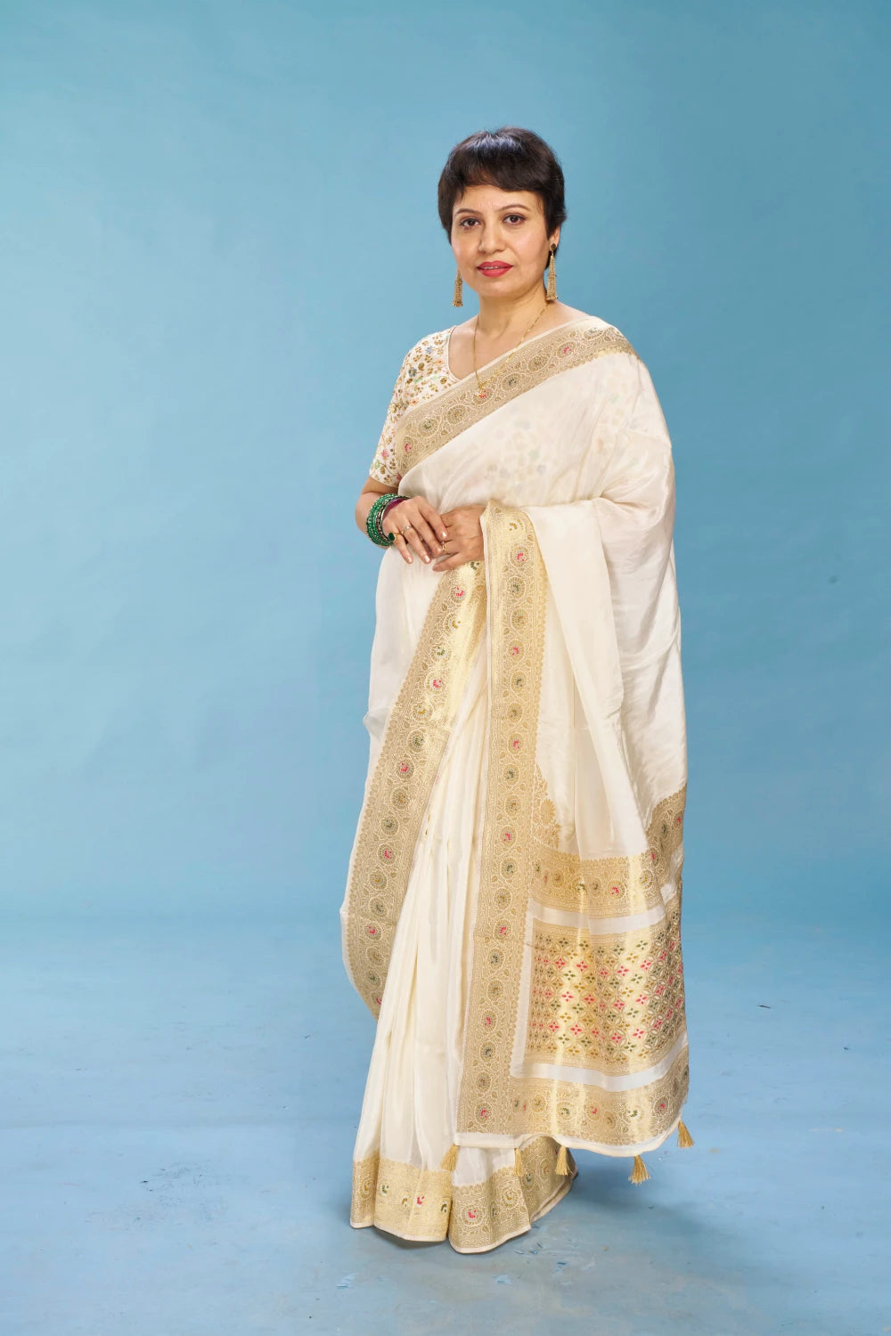 Captivating Cream Elegance
