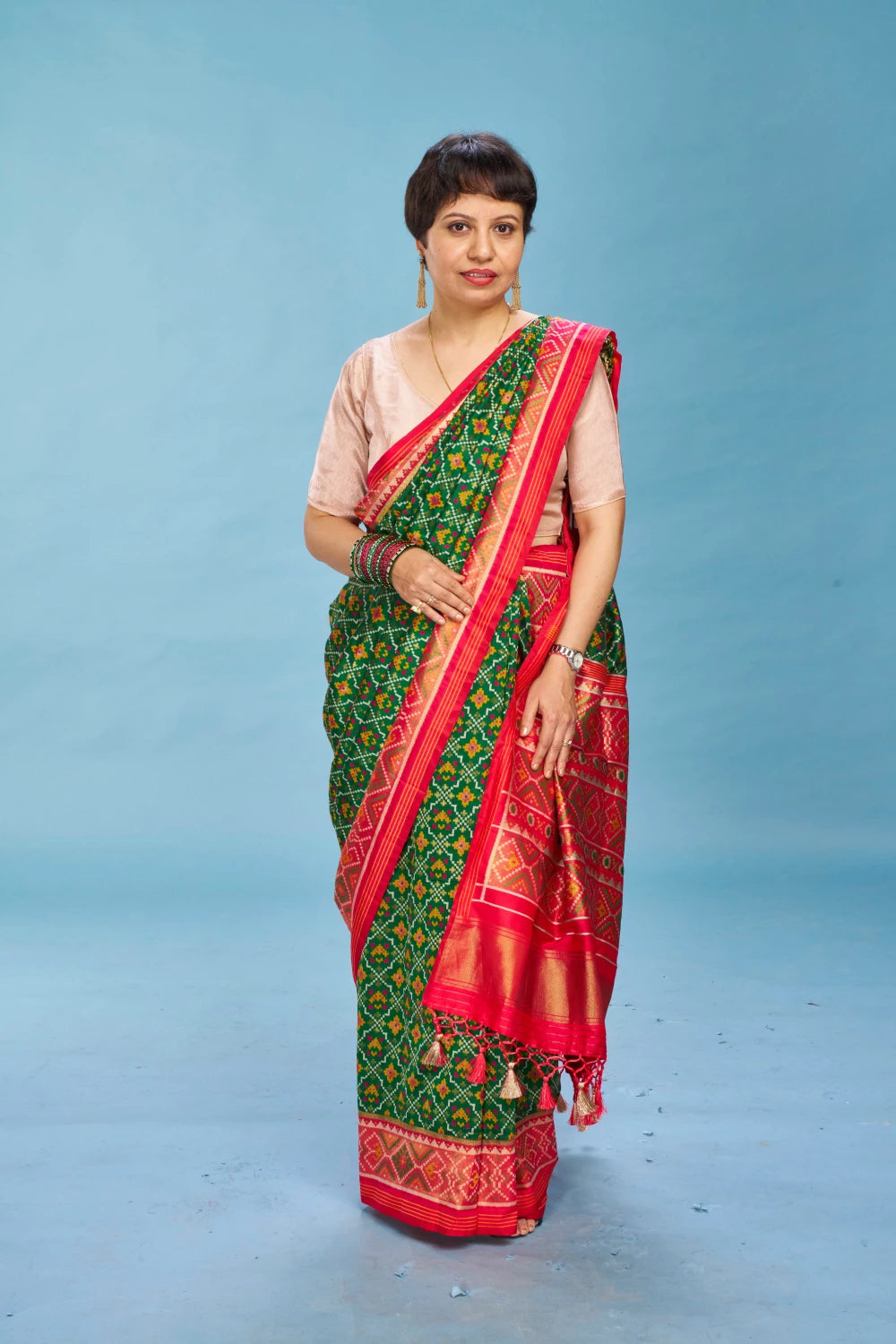 Luxurious Emerald Embrace Elegance