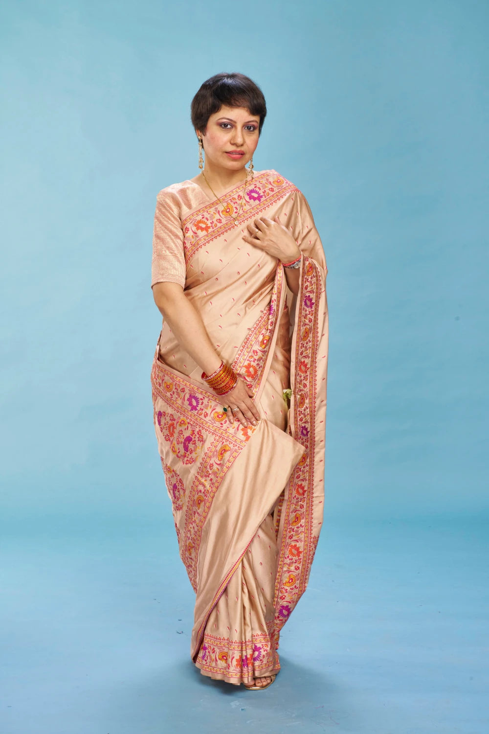 Exquisite Peach Beige Elegance