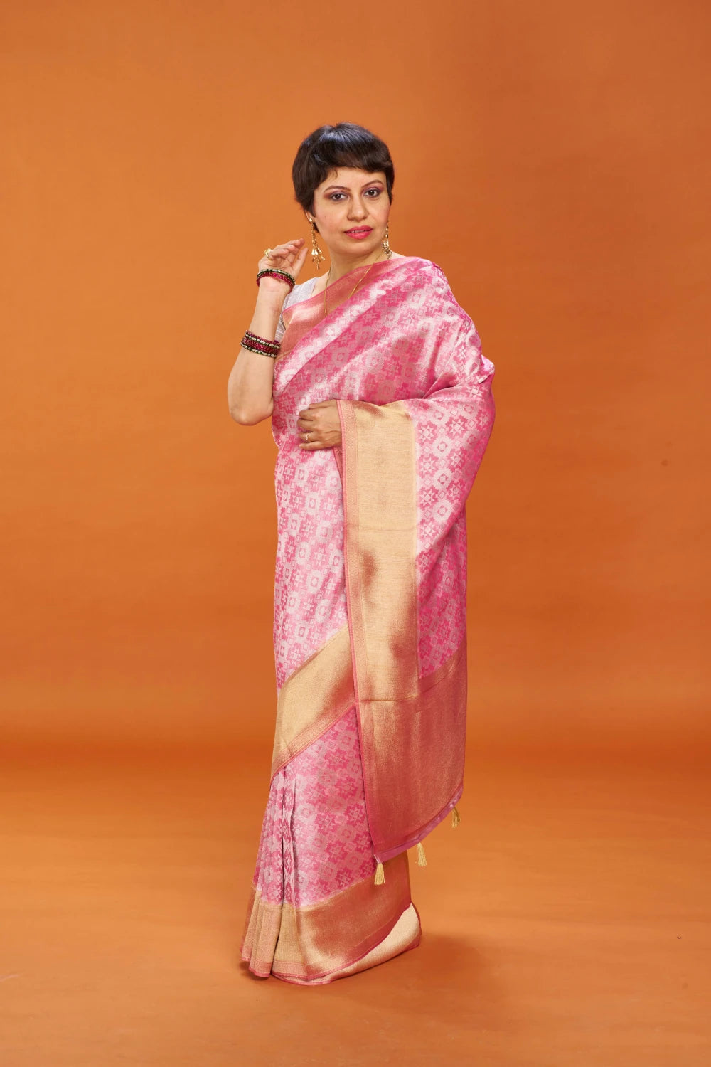 Bright Bleached Mauve Elegance