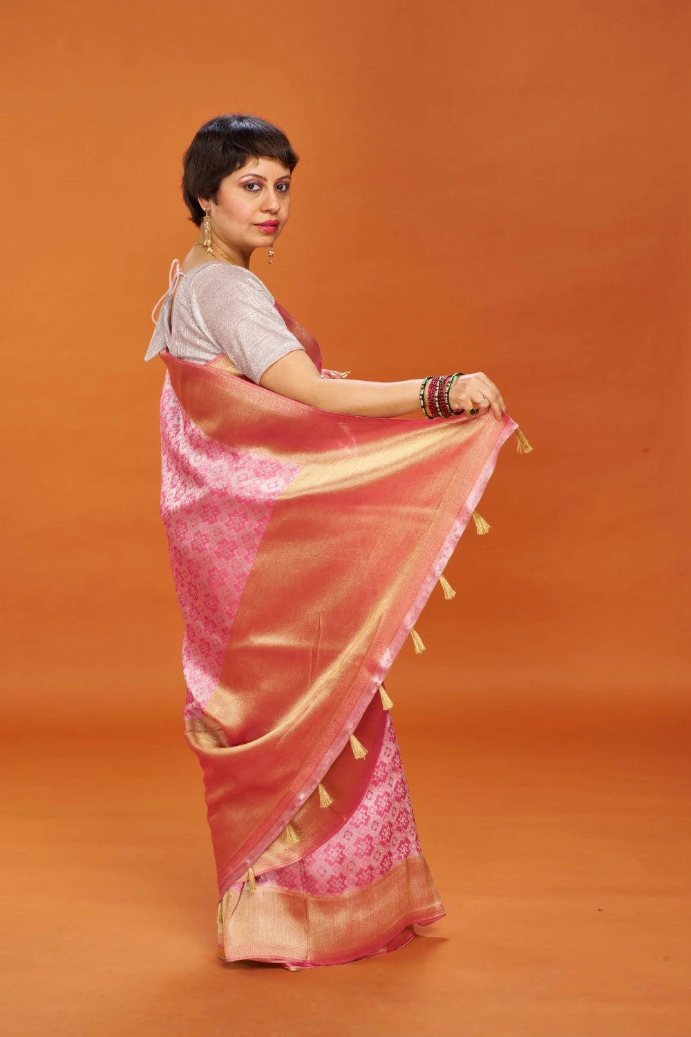 Bright Bleached Mauve Elegance